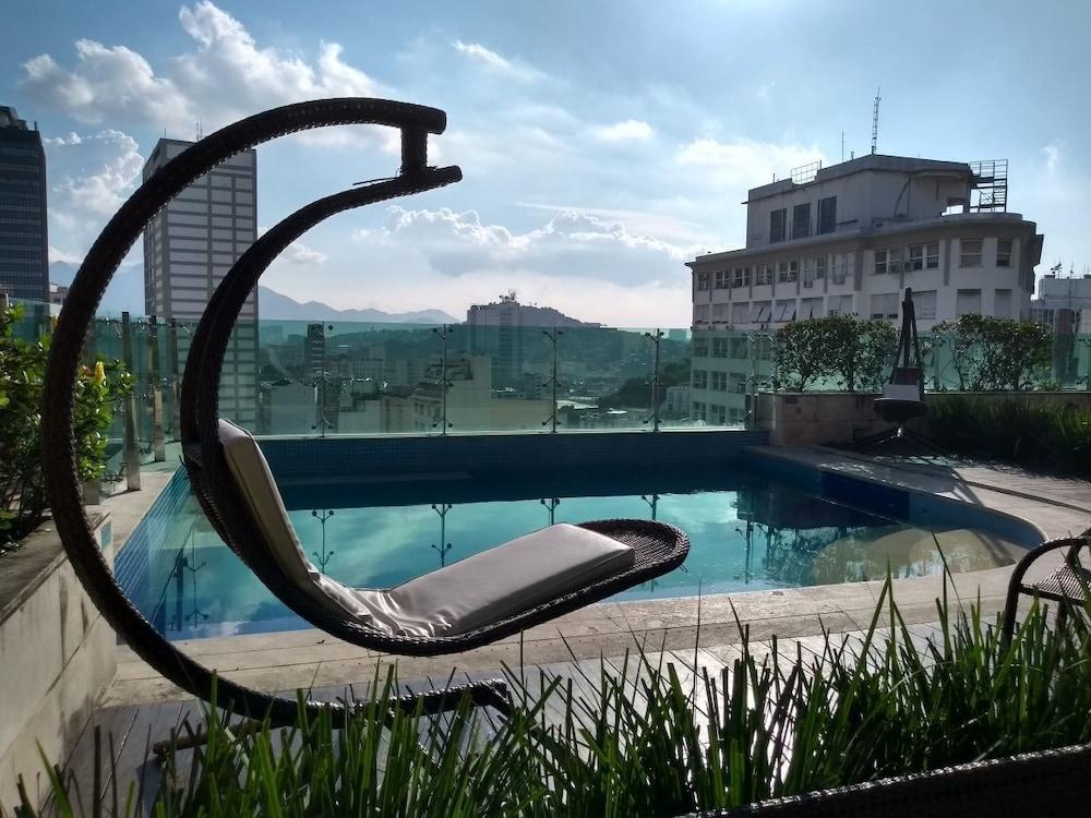 Hotel Atlantico Tower Rio de Janeiro Eksteriør billede "The view from the rooftop pool of the hotel is amazing."