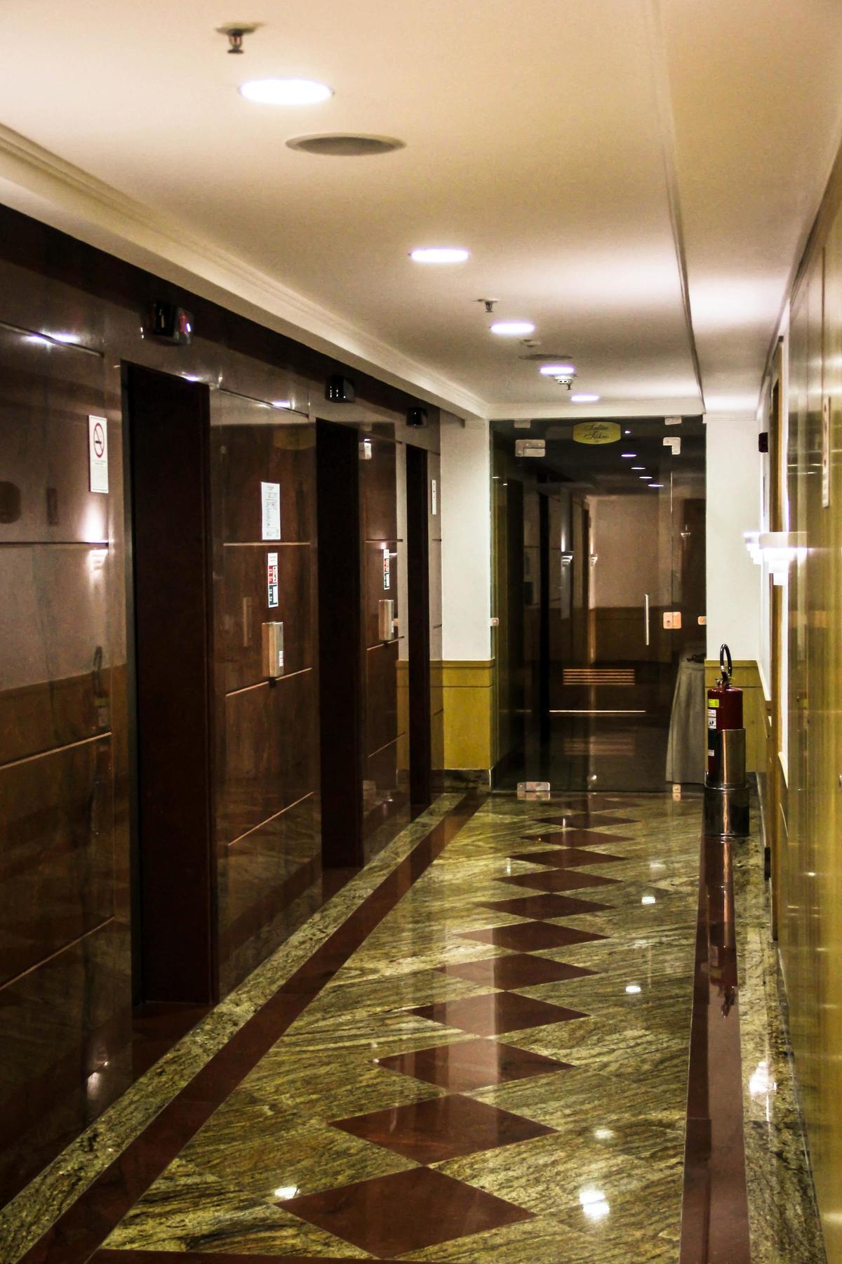 Hotel Atlantico Tower Rio de Janeiro Eksteriør billede Elevator lobby