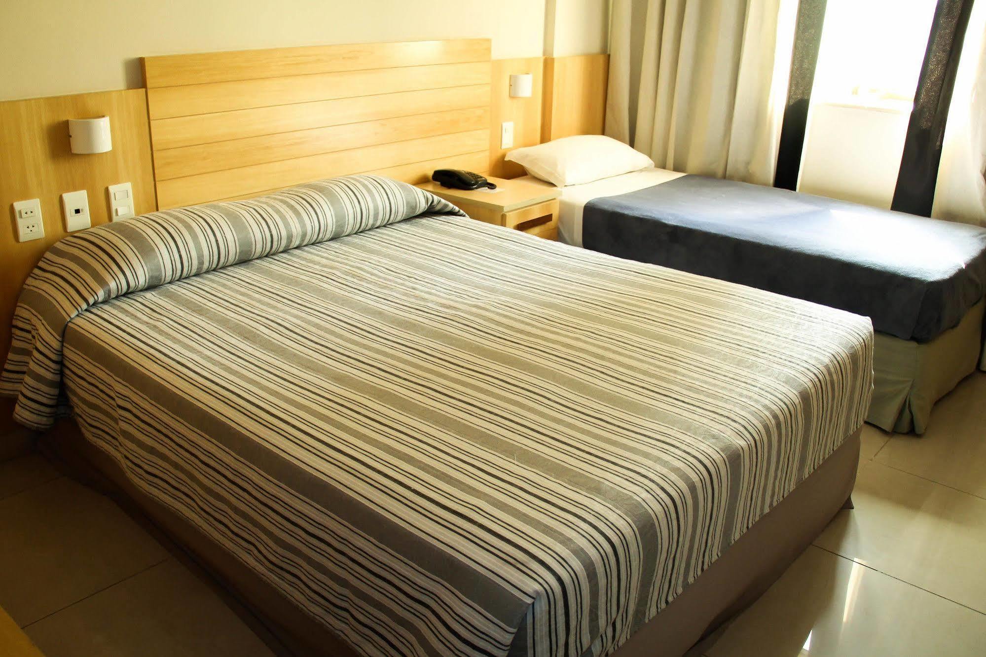 Hotel Atlantico Tower Rio de Janeiro Eksteriør billede A single room in a hotel in Belgrade, Serbia.